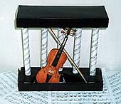 Minuature Violin (3)